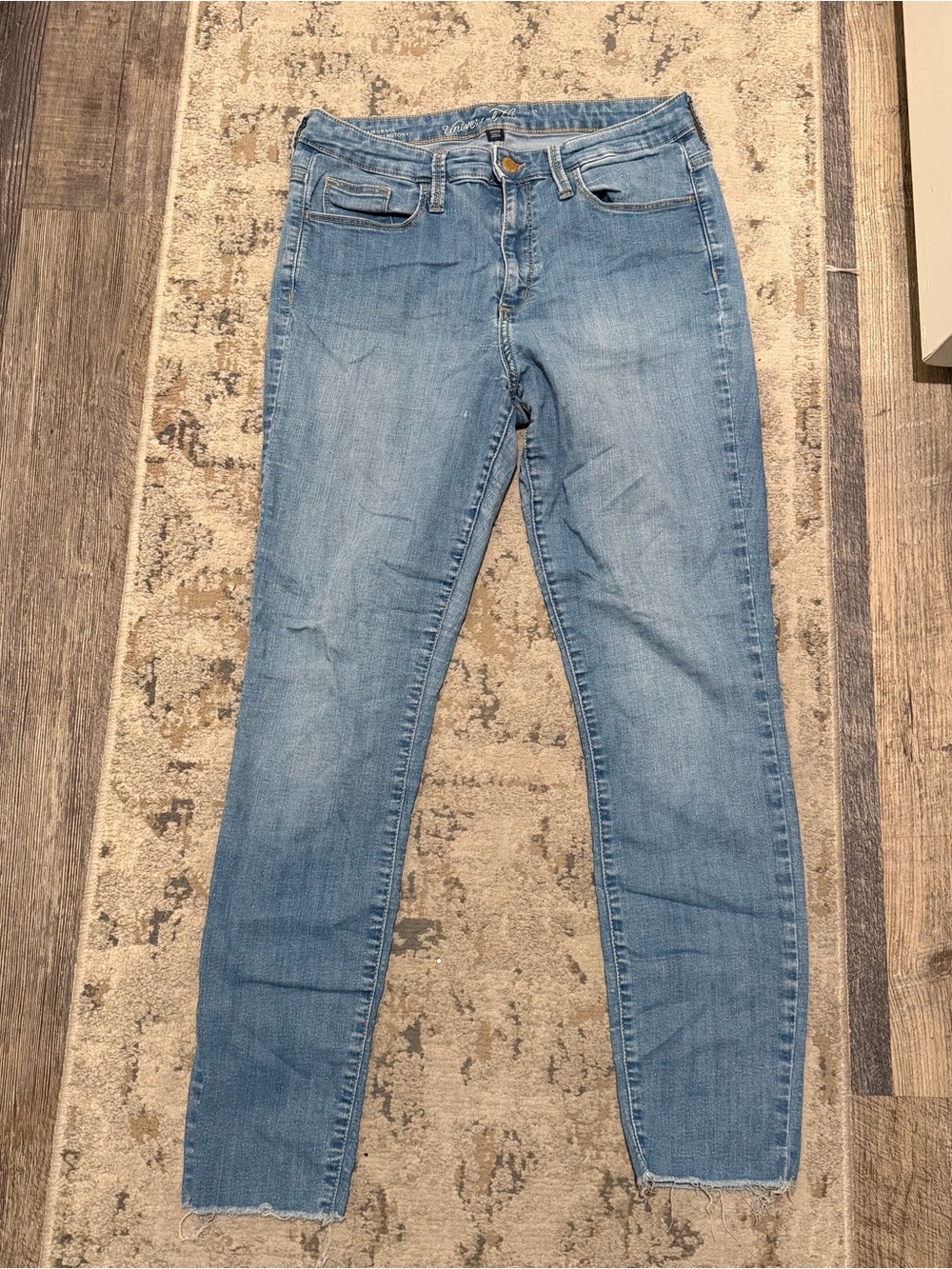Universal Thread Light Blue Skinny Jeans